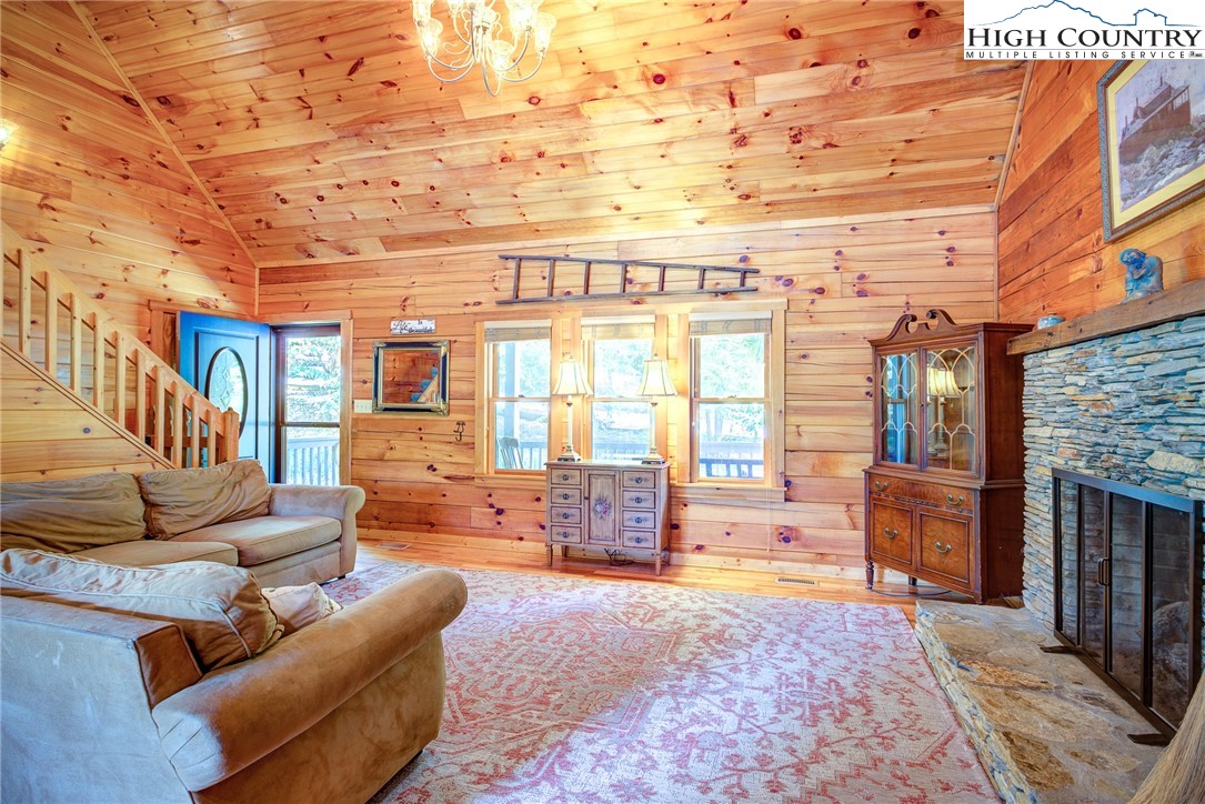 518 Friendship Church Road Boone, NC 28607 - Photo 8 of 47 Gallery Image 8