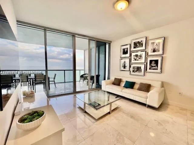 $7,100 | 17121 Collins Avenue, Unit 1007, Sunny Isles Beach, FL 33160