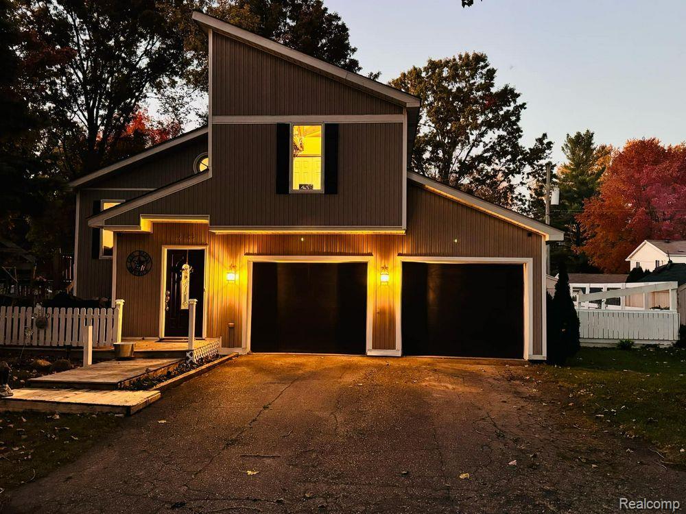 2323 Pleasant Ridge Howell, MI 48843 - Photo 33 of 40 Gallery Image 33