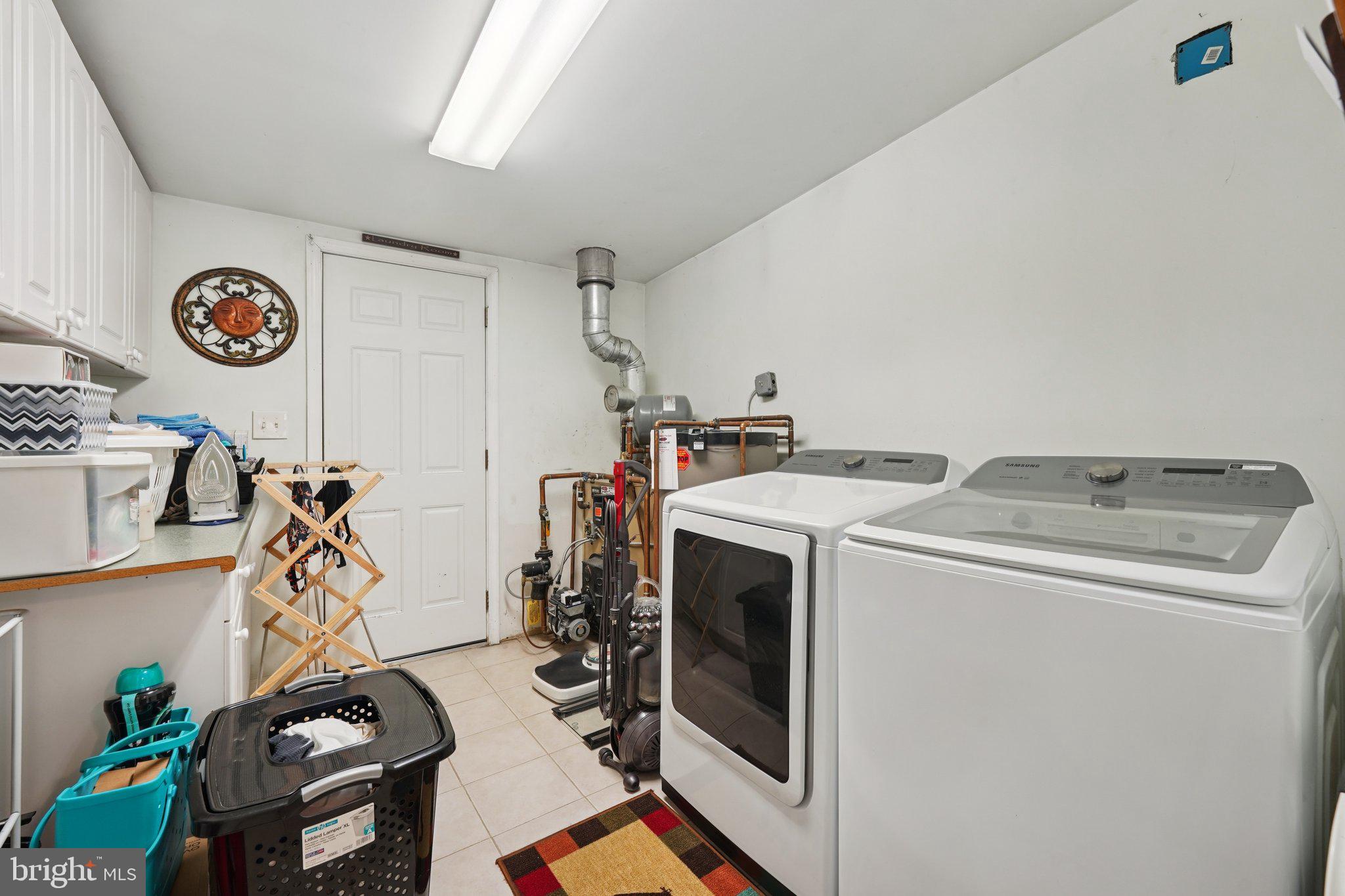 28 Indian Red Road Levittown, PA 19057 - Photo 18 of 36 Gallery Image 18