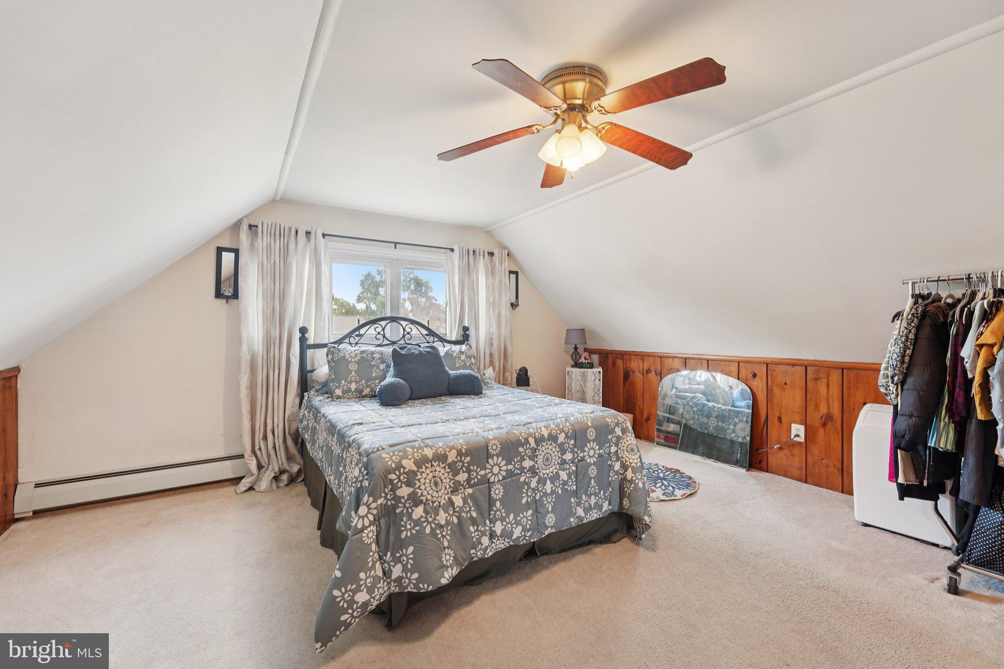 28 Indian Red Road Levittown, PA 19057 - Photo 25 of 36 Gallery Image 25