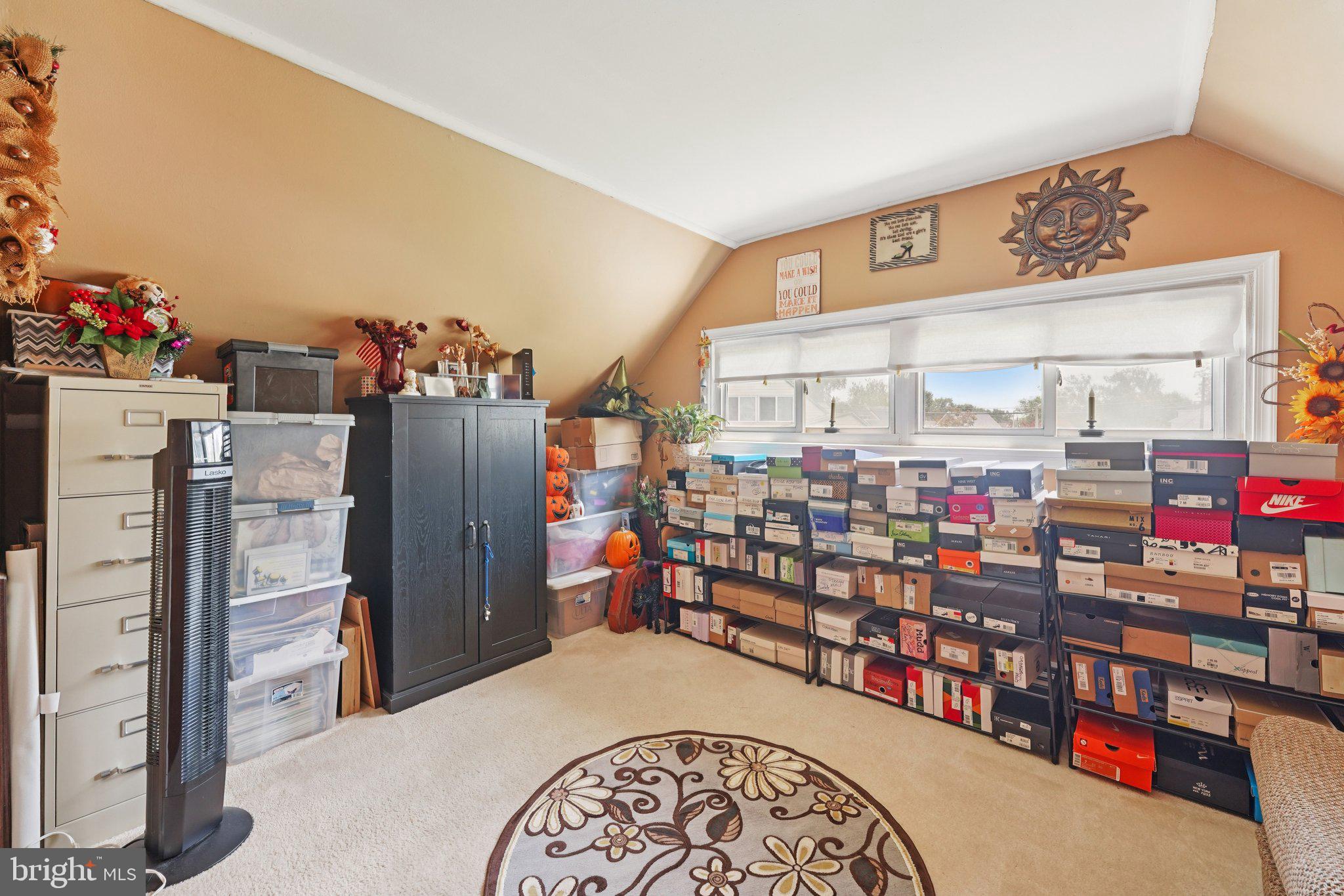 28 Indian Red Road Levittown, PA 19057 - Photo 29 of 36 Gallery Image 29