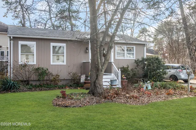 $399,000 | 928 4th Avenue, Toms River, NJ 08757