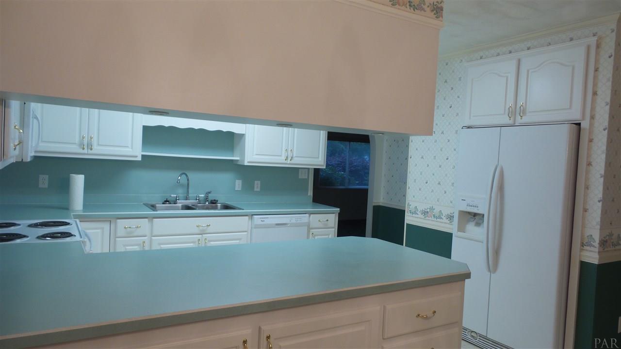 939 Childress Road Atmore, AL 36502 - Photo 8 of 46