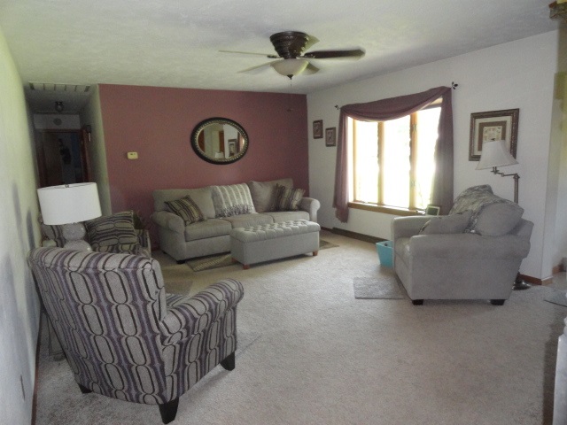 2550 Logan Drive Rensselaer, IN 47978 - Photo 3 of 25 Gallery Image 3