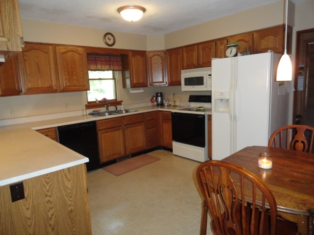 2550 Logan Drive Rensselaer, IN 47978 - Photo 6 of 25 Gallery Image 6