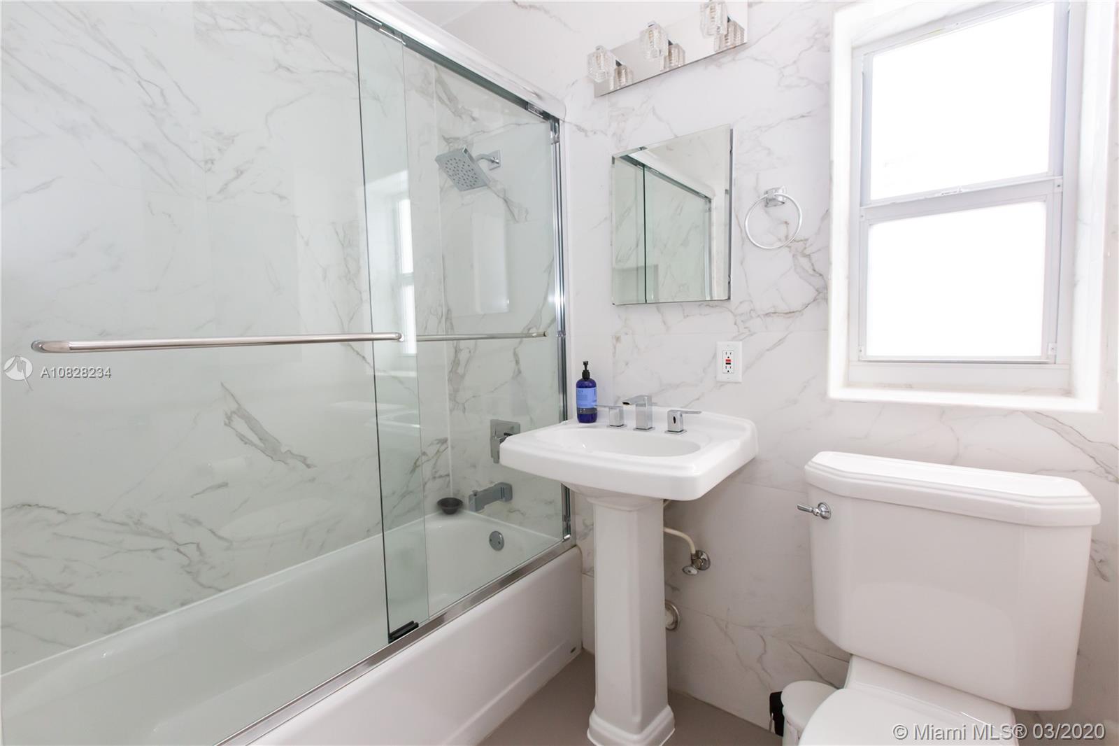 8950 Byron Avenue Surfside, FL 33154 - Photo 15 of 17