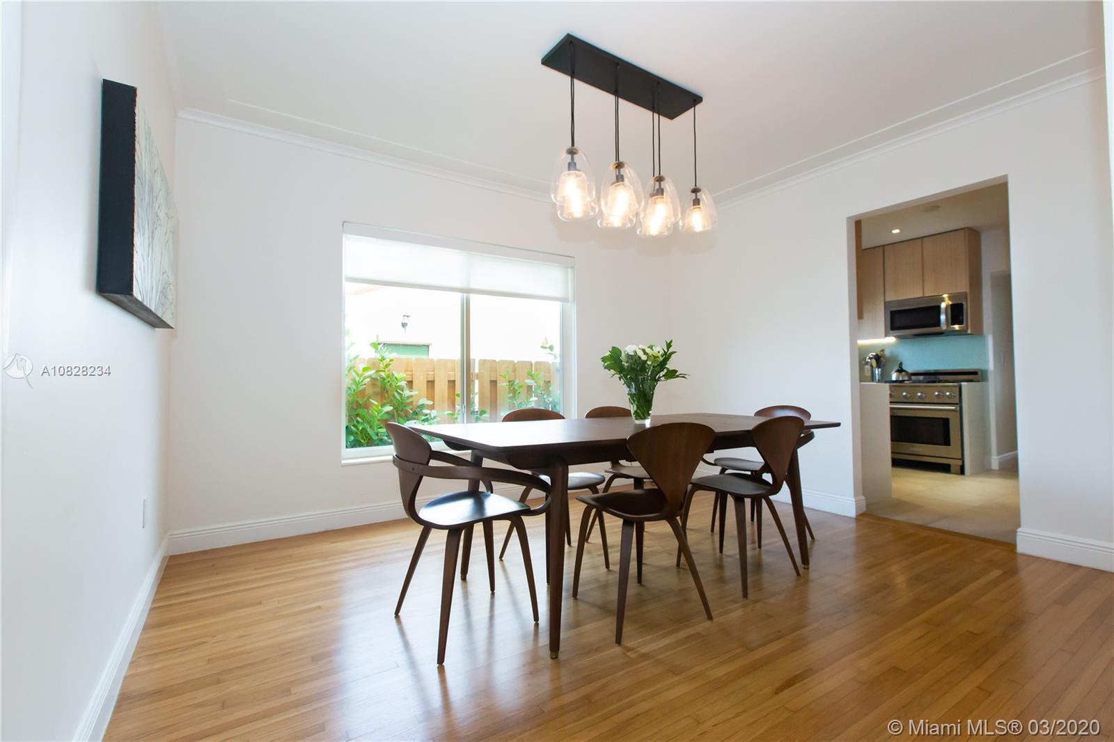 8950 Byron Avenue Surfside, FL 33154 - Photo 5 of 17