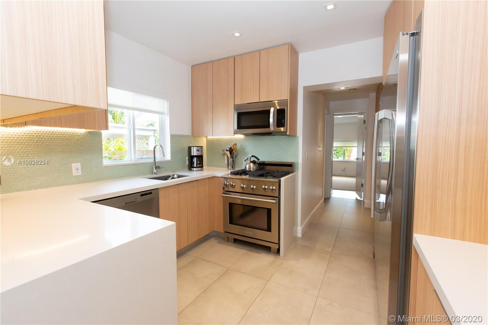 8950 Byron Avenue Surfside, FL 33154 - Photo 6 of 17