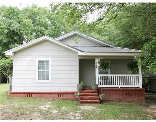 122 Cody Goldman Road Lucedale, MS 39452 - Photo 1 of 25 Primary Photo