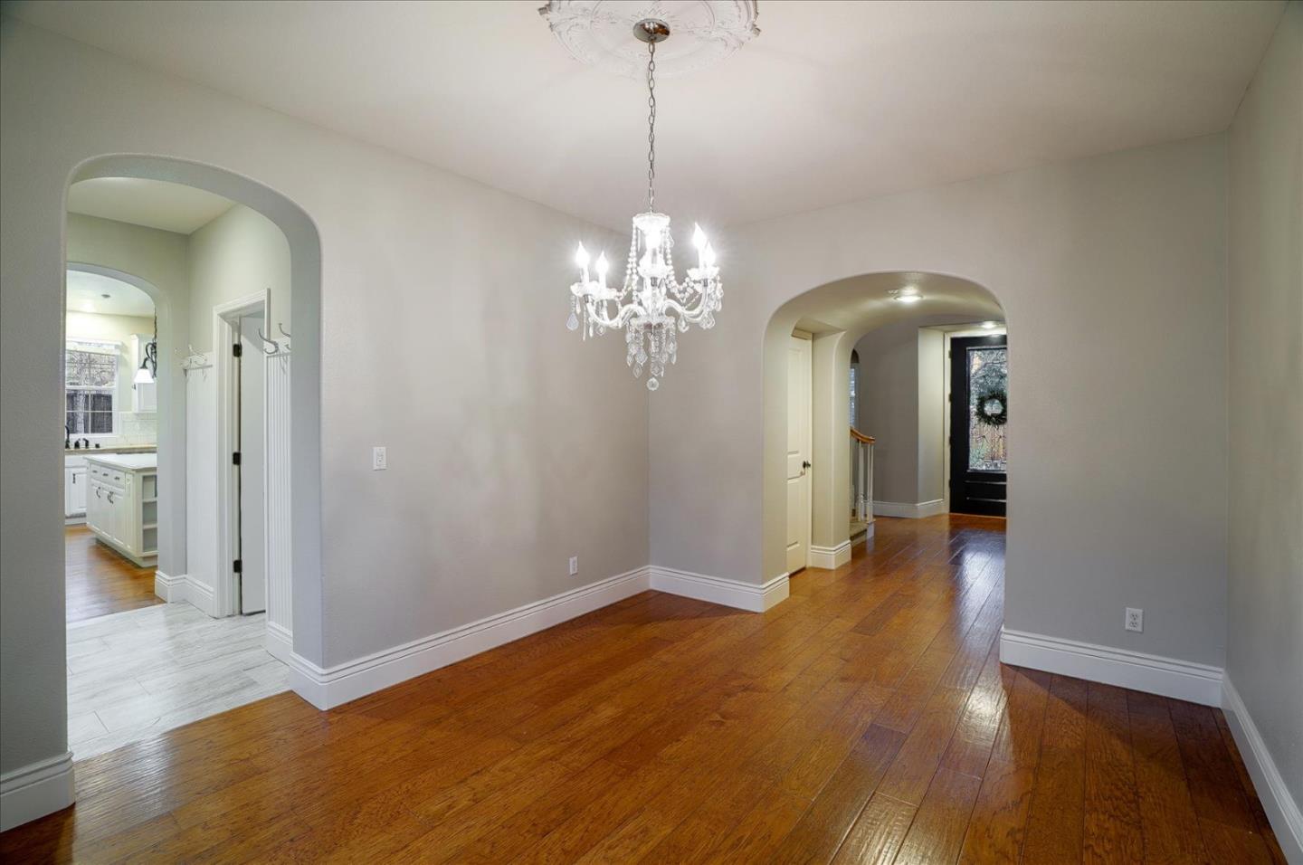 7553 Strath Place Gilroy, CA 95020 - Photo 14 of 65 Gallery Image 14