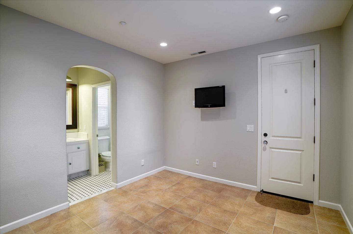 7553 Strath Place Gilroy, CA 95020 - Photo 38 of 65 Gallery Image 38