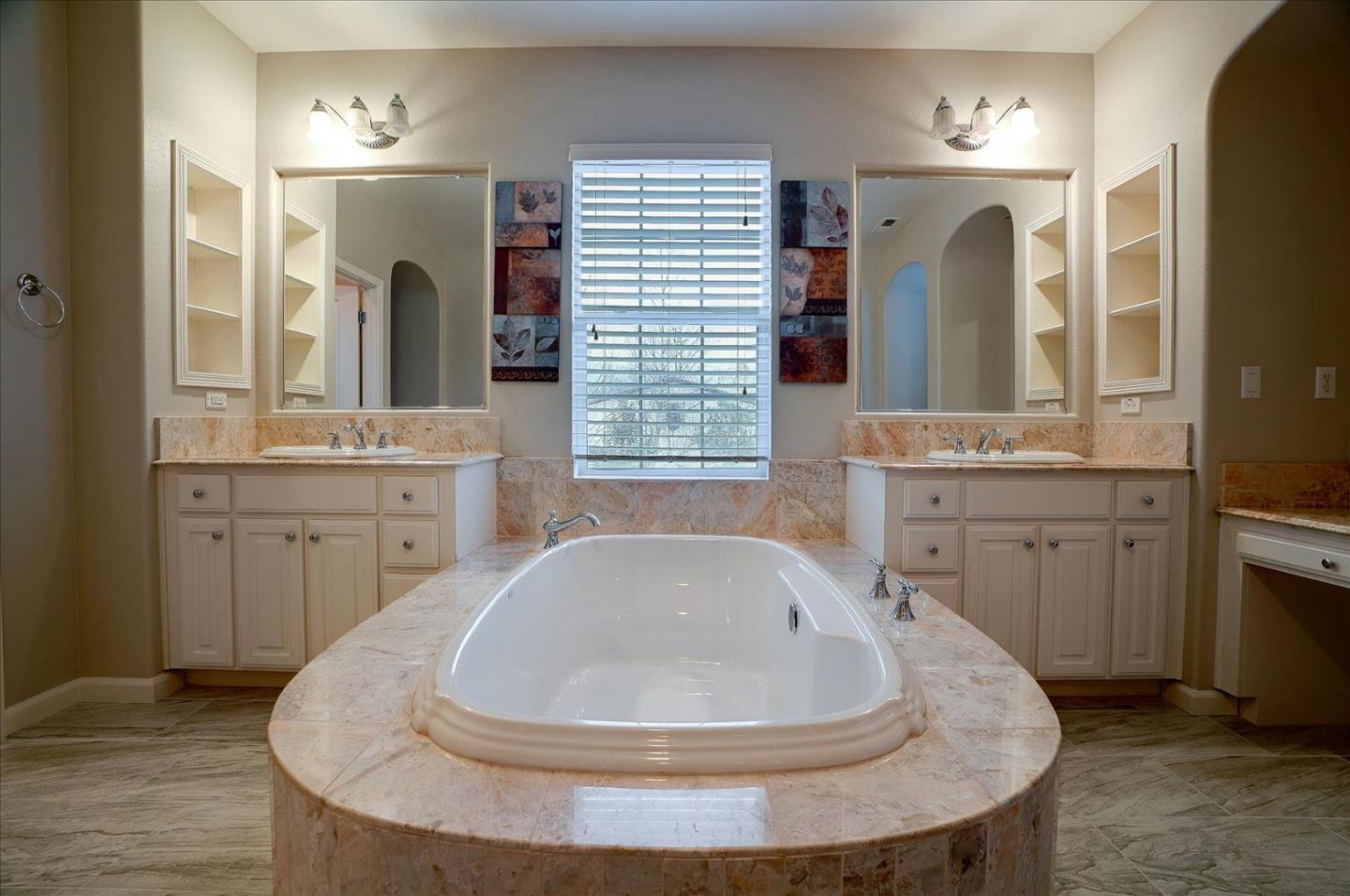 7553 Strath Place Gilroy, CA 95020 - Photo 45 of 65 Gallery Image 45