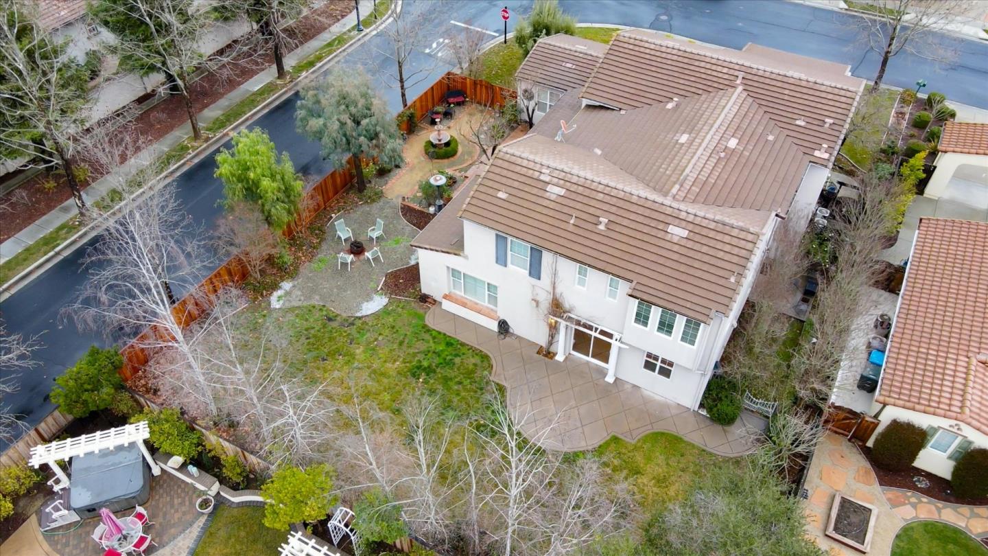 7553 Strath Place Gilroy, CA 95020 - Photo 60 of 65 Gallery Image 60