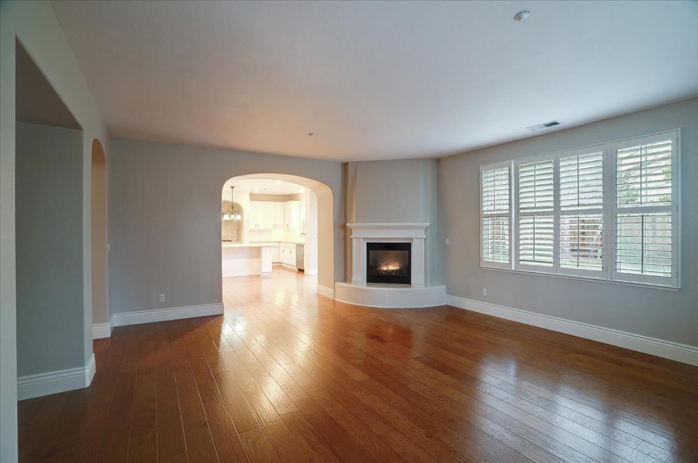 7553 Strath Place Gilroy, CA 95020 - Photo 10 of 65 Gallery Image 10