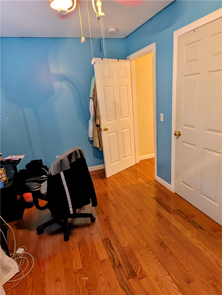 31 Burrows Street Providence, RI 02907 - Photo 16 of 21 3rd BR