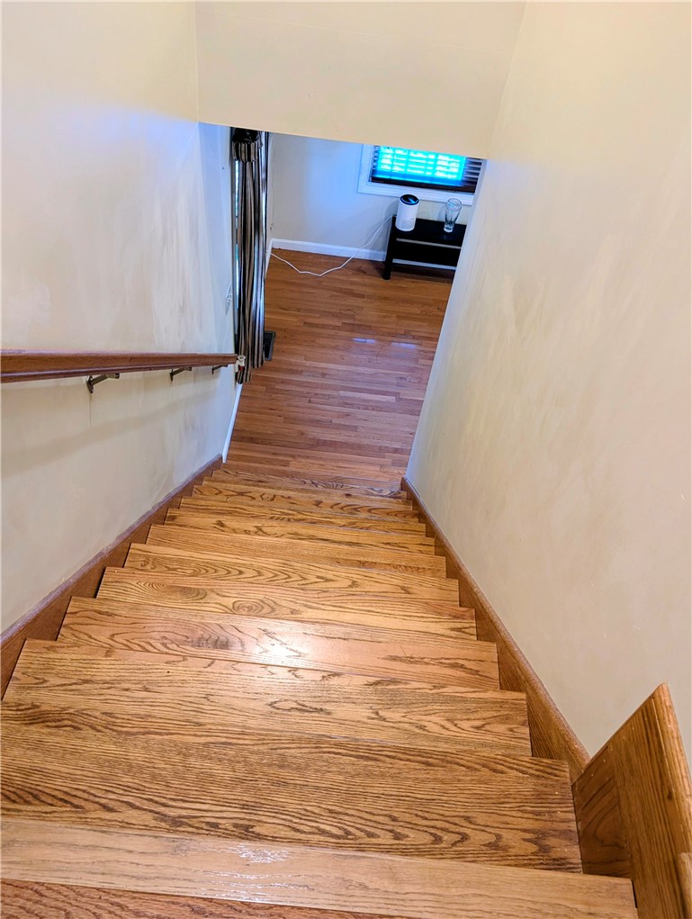 31 Burrows Street Providence, RI 02907 - Photo 17 of 21