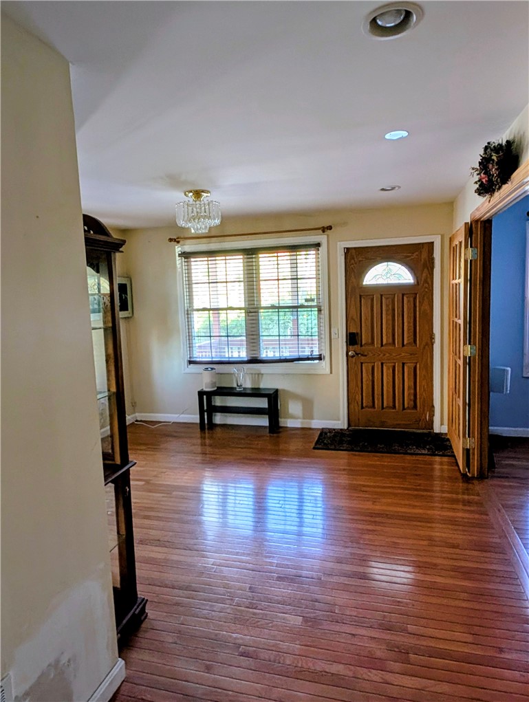 31 Burrows Street Providence, RI 02907 - Photo 5 of 21