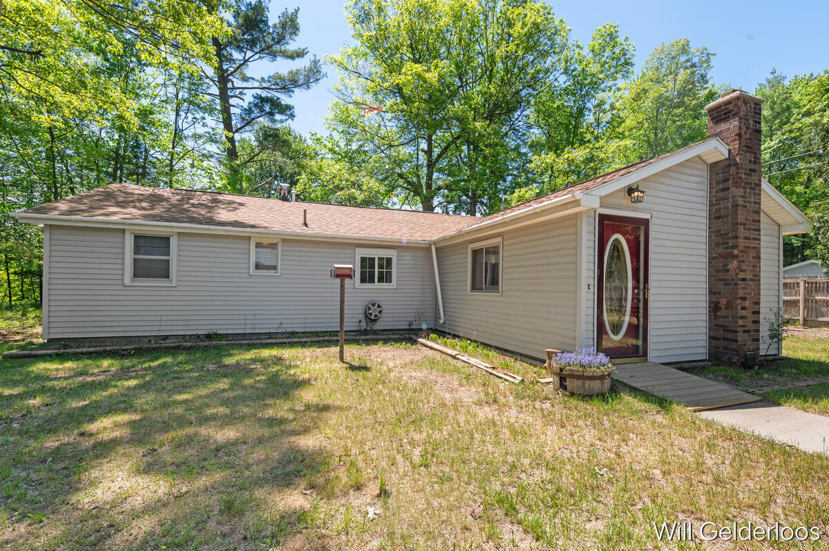 18519 Arthur Road Big Rapids, MI 49307 - Photo 5 of 20 18519-Arthur_005
