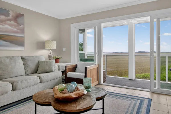 $625,000 | 96 Mariners Cay Drive, Charleston, SC 29412