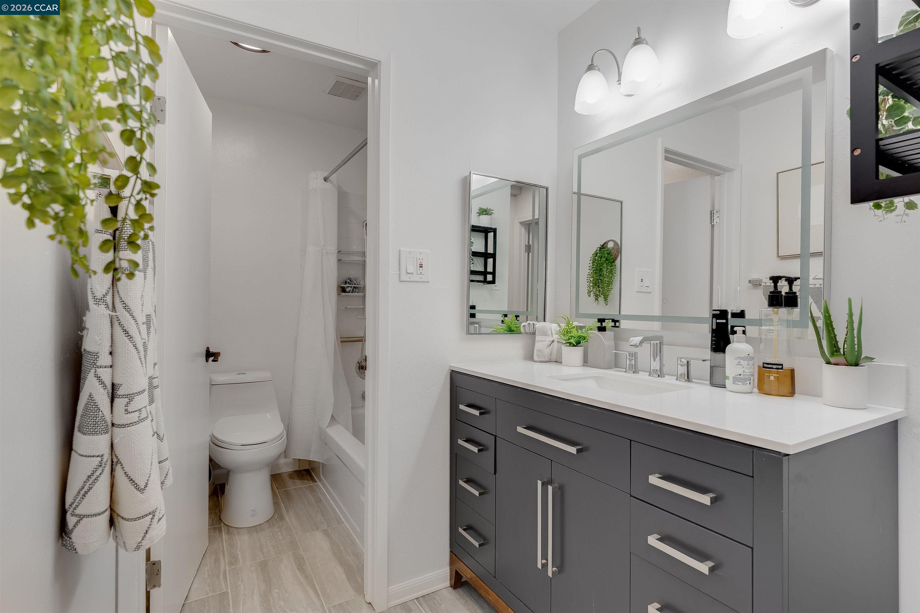 2724 Oak Road, Unit 86 Walnut Creek, CA 94597 - Photo 31 of 53