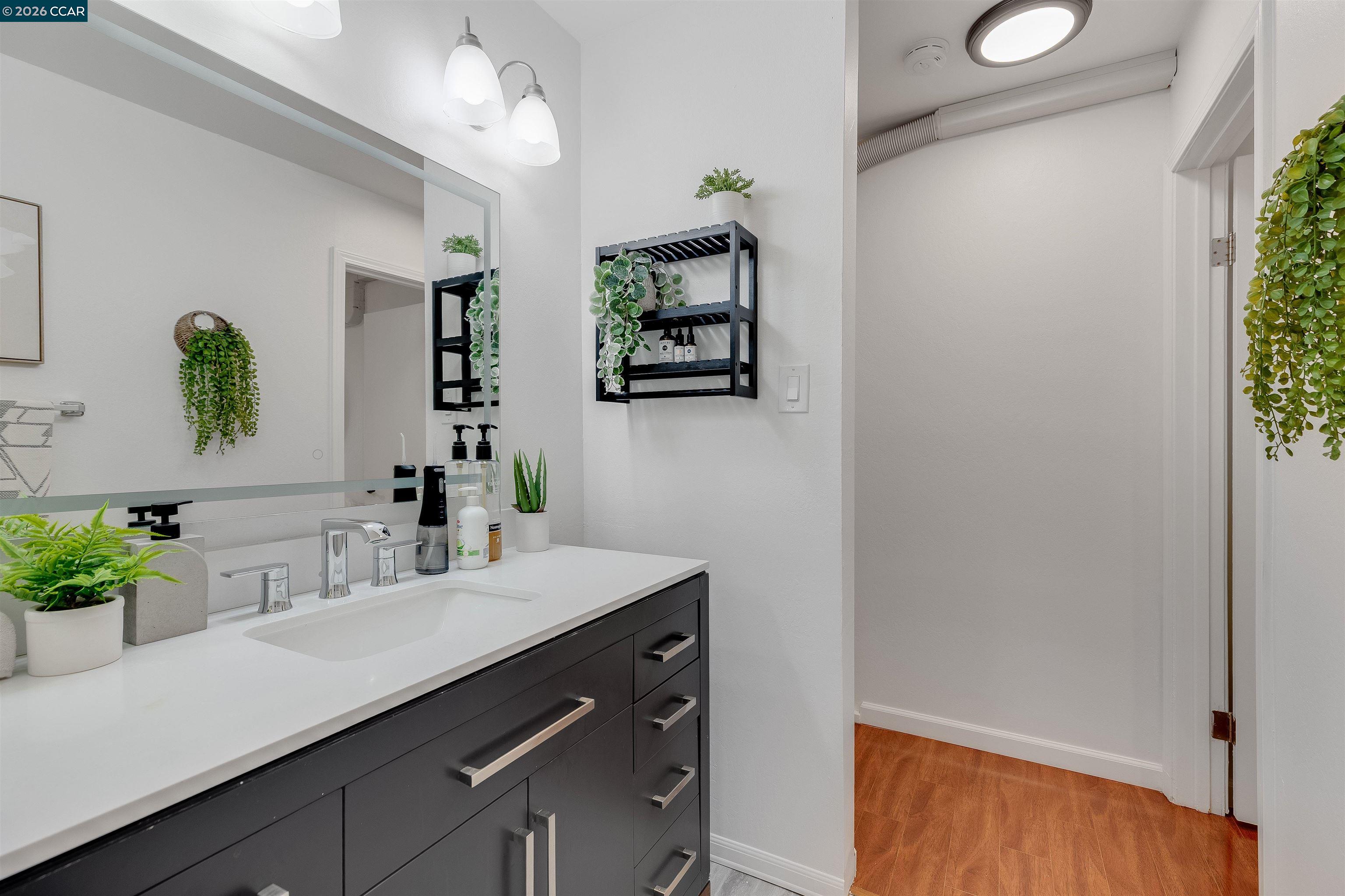 2724 Oak Road, Unit 86 Walnut Creek, CA 94597 - Photo 33 of 53