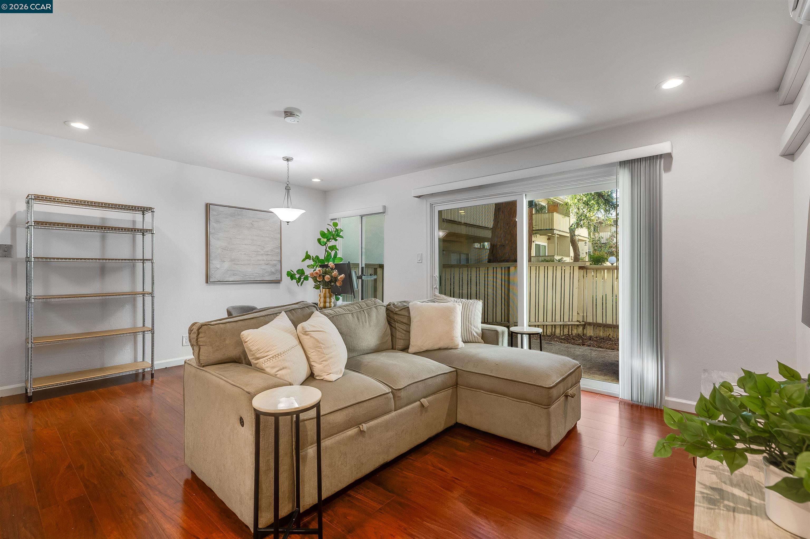 2724 Oak Road, Unit 86 Walnut Creek, CA 94597 - Photo 6 of 53