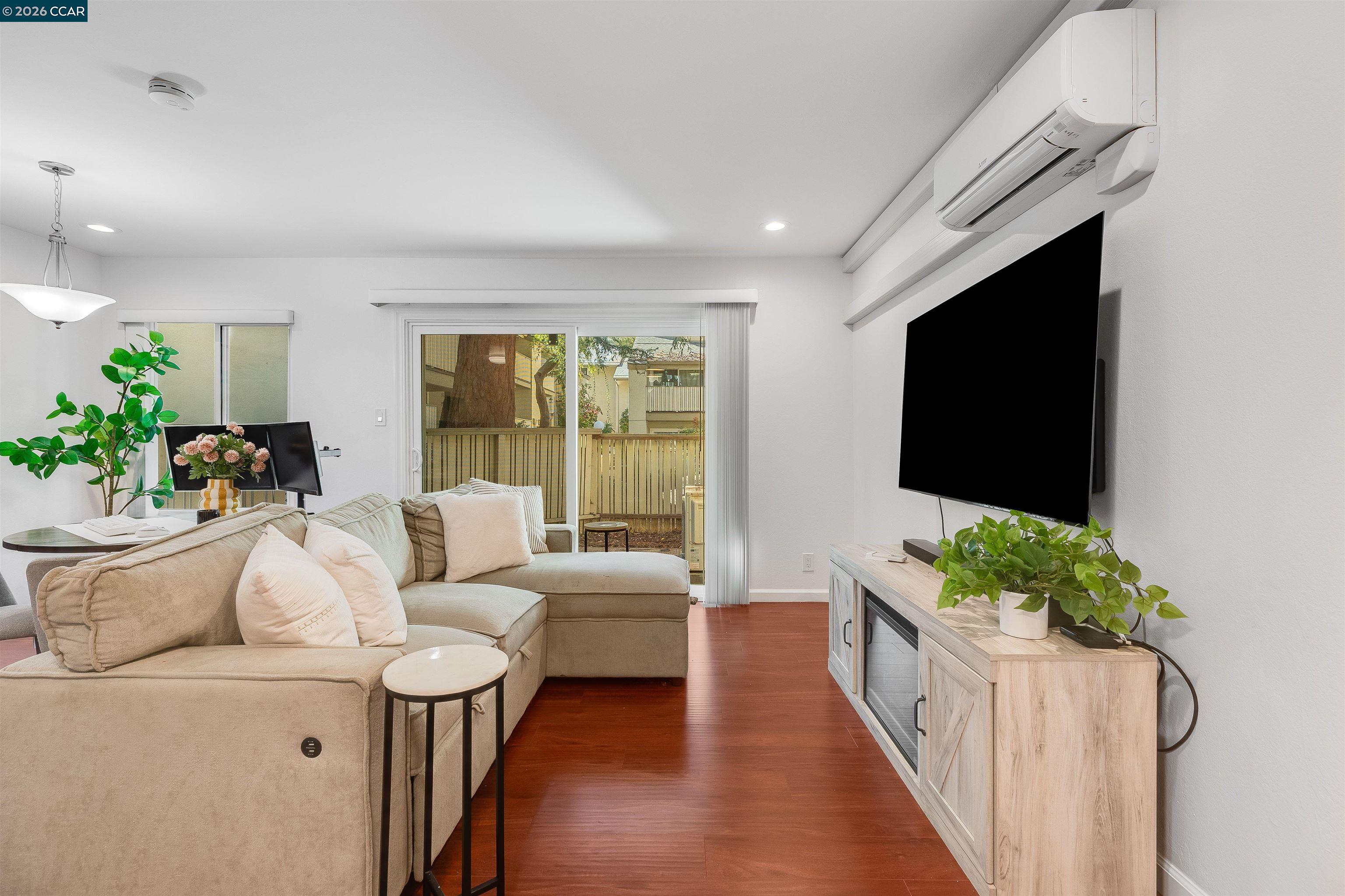 2724 Oak Road, Unit 86 Walnut Creek, CA 94597 - Photo 10 of 53