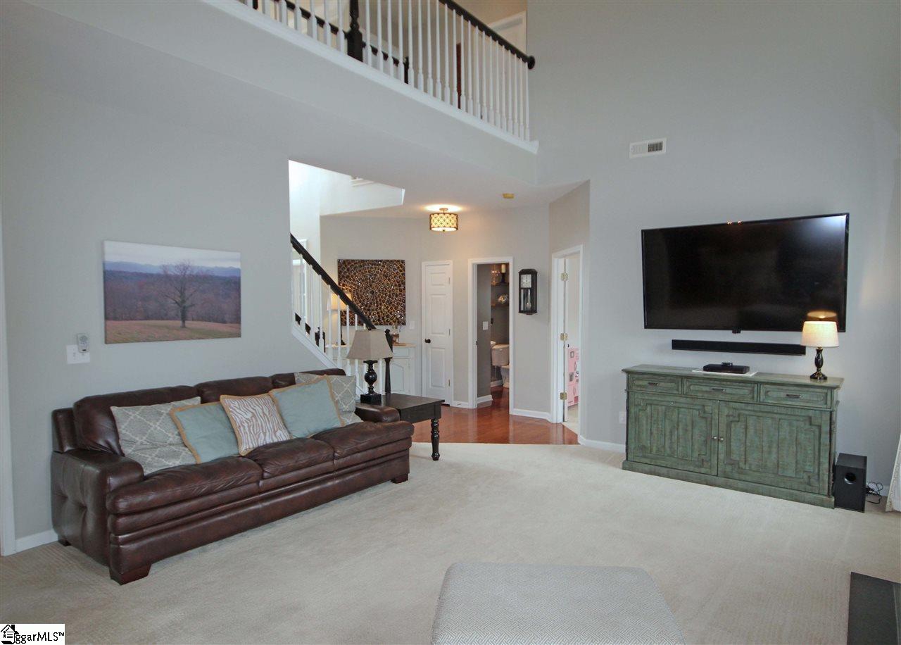 2 Woodsmoke Court Greenville, SC 29607 - Photo 6 of 27 Gallery Image 6