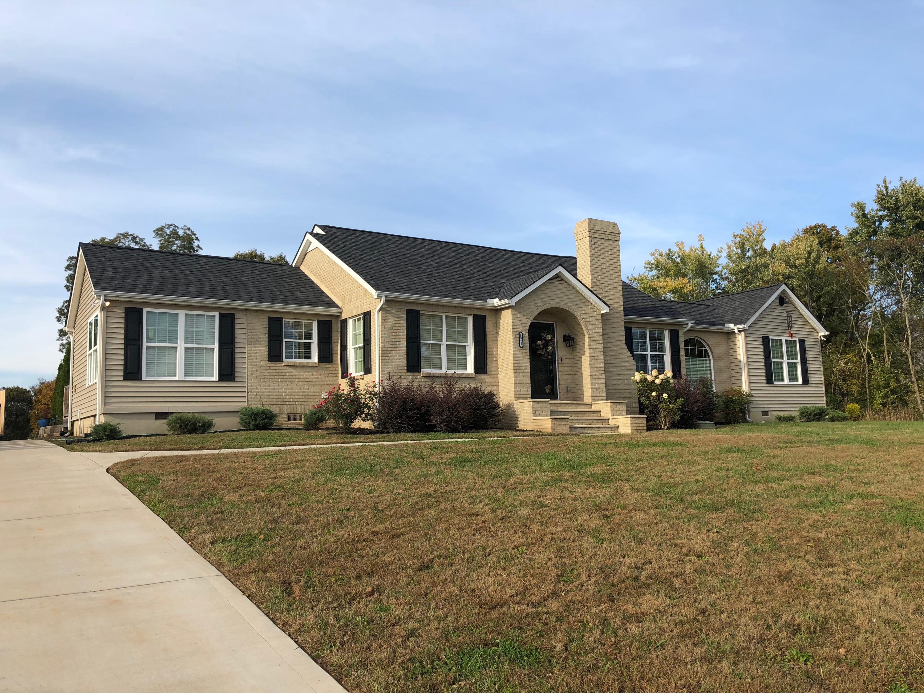 5911 West Emory Road Knoxville, TN 37931 - Photo 3 of 34 Front_2666