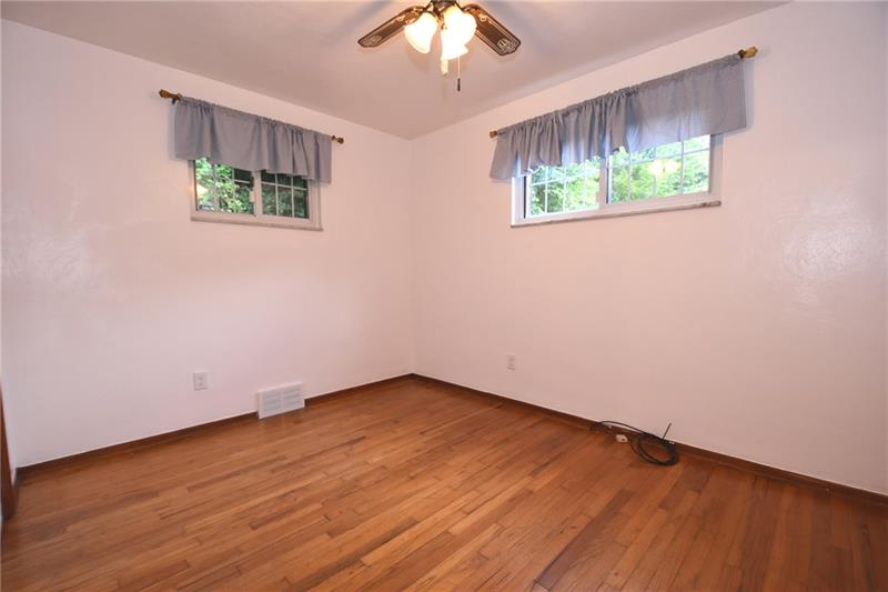 675 Becks Run Road Pittsburgh, PA 15210 - Photo 13 of 20 Gallery Image 13