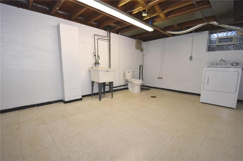 675 Becks Run Road Pittsburgh, PA 15210 - Photo 17 of 20 Gallery Image 17