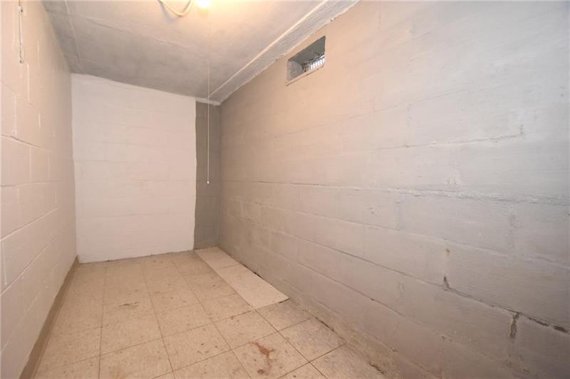 675 Becks Run Road Pittsburgh, PA 15210 - Photo 18 of 20 Gallery Image 18