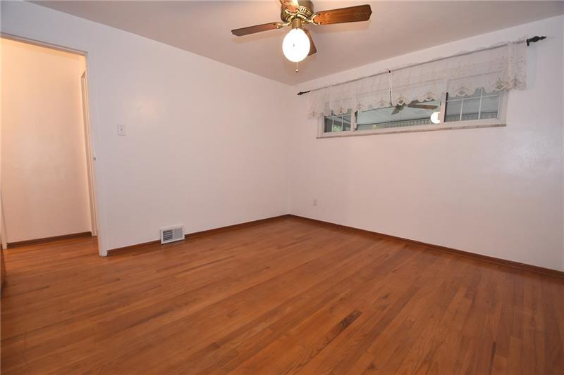 675 Becks Run Road Pittsburgh, PA 15210 - Photo 10 of 20 Gallery Image 10