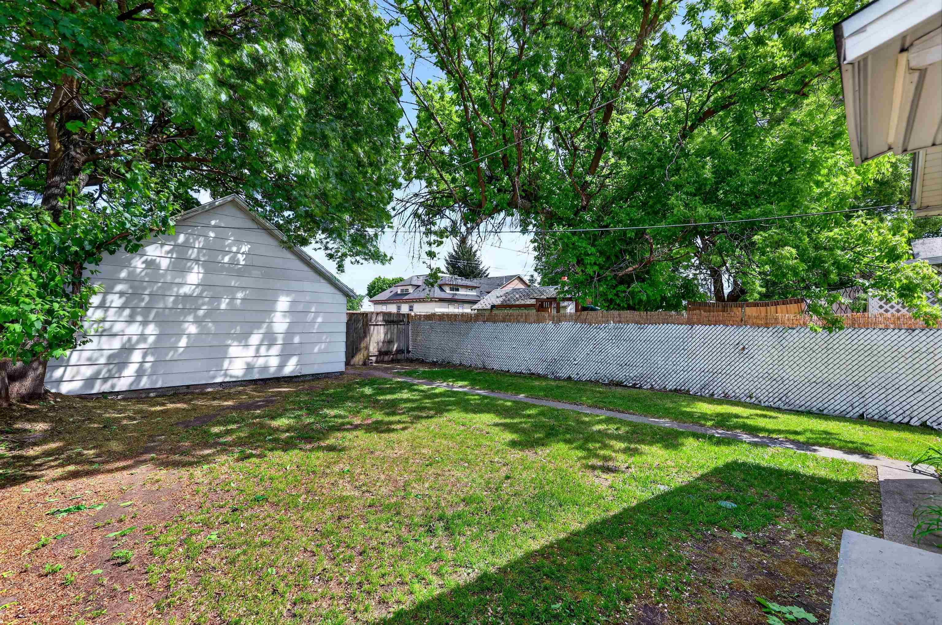 207 East Baldwin Avenue Spokane, WA 99207 - Photo 31 of 48