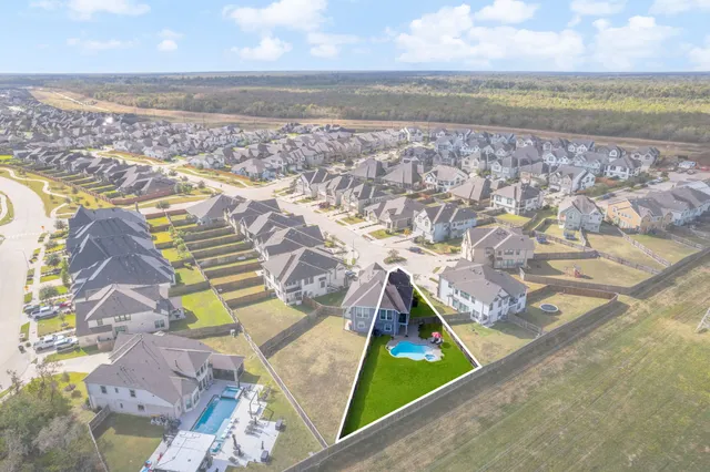 $344,900 | 2546 Manor Valley Court, Missouri City, TX 77459