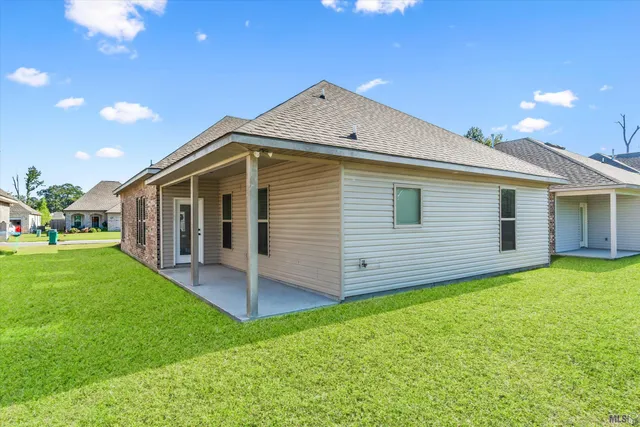 $259,900 | 23181 Harlington Drive, Denham Springs, LA 70726