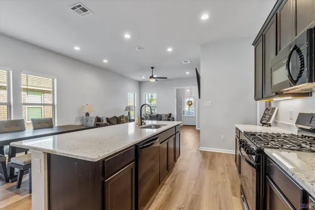 $259,900 | 23181 Harlington Drive, Denham Springs, LA 70726