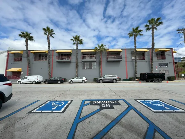 $2,800 | 1920 Hancock Street, Unit 1928, San Diego, CA 92110