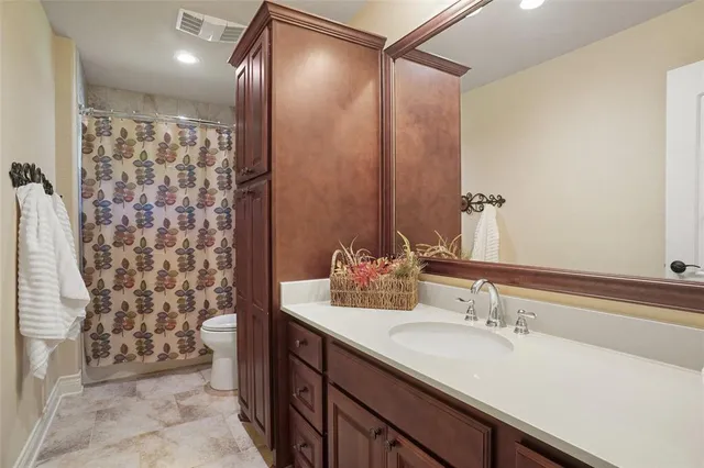 $1,390,000 | 770 Carlisle Drive, Lake Dallas, TX 75065