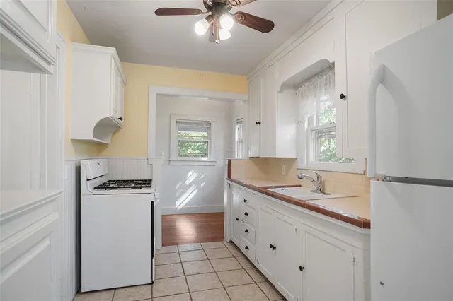 $1,390,000 | 770 Carlisle Drive, Lake Dallas, TX 75065