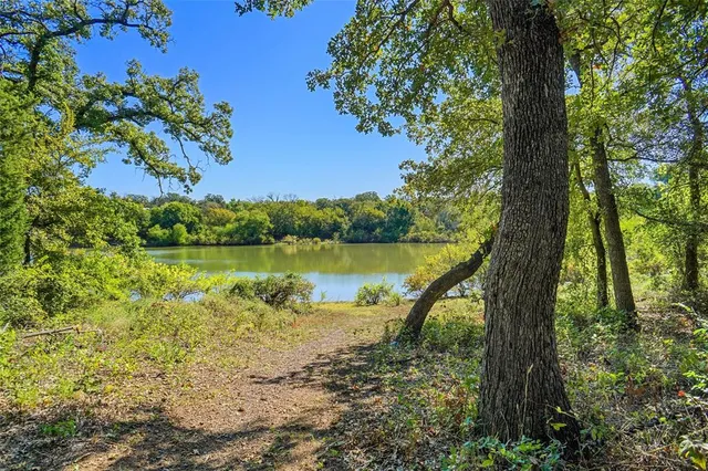$1,390,000 | 770 Carlisle Drive, Lake Dallas, TX 75065