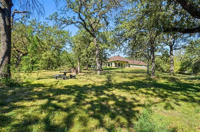 $1,390,000 | 770 Carlisle Drive, Lake Dallas, TX 75065