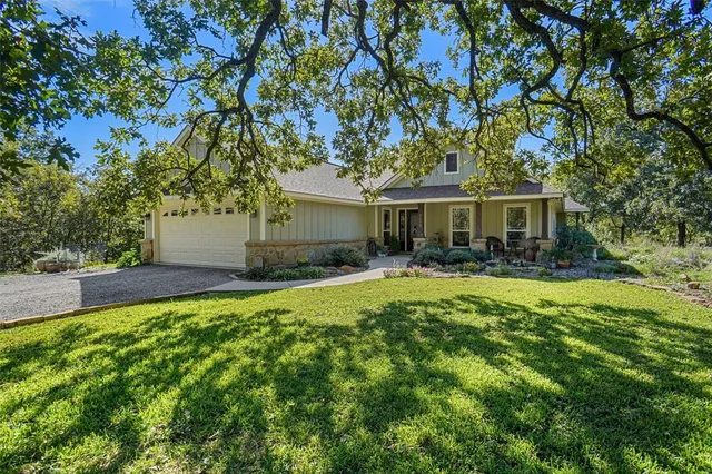 $1,390,000 | 770 Carlisle Drive, Lake Dallas, TX 75065