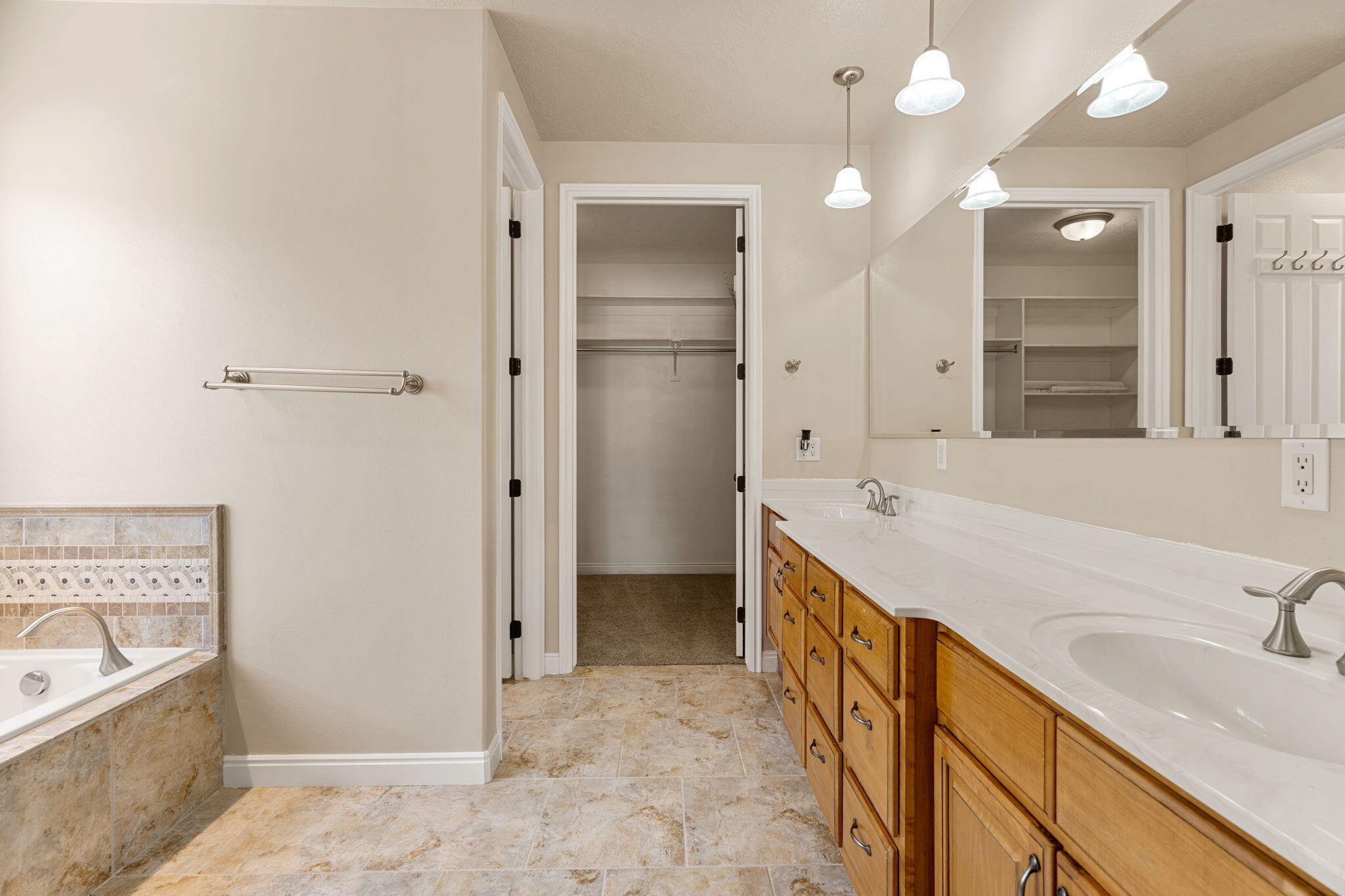 45 South 300 West Parowan, UT 84761 - Photo 20 of 68 45 S 300 W