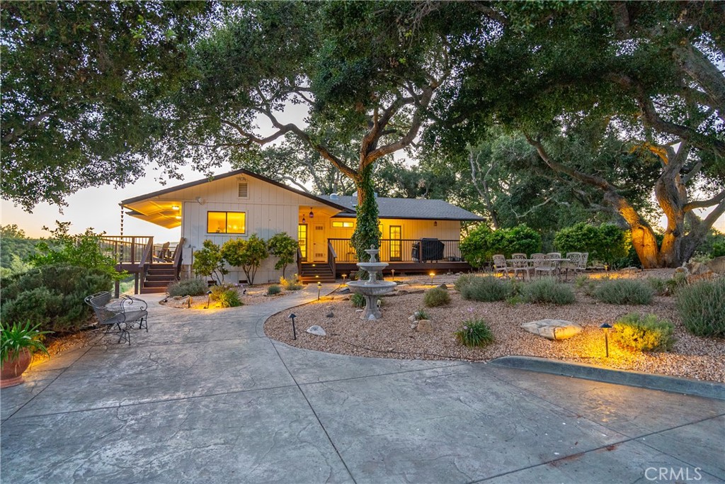 115 Booker Road Templeton, CA 93465 - Photo 4 of 76 an outdoor space with swimming pool and furniture