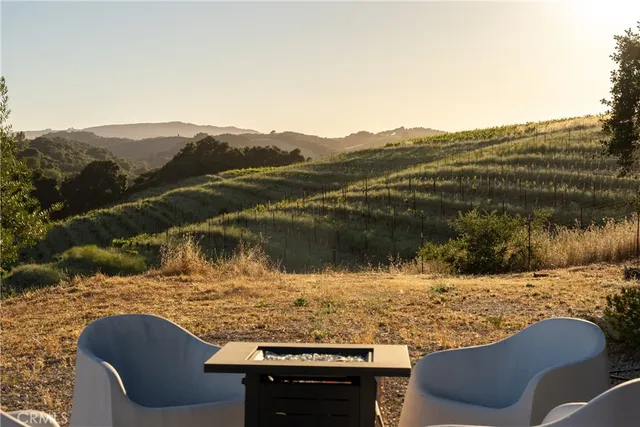 $1,997,000 | 115 Booker Road, Templeton, CA 93465