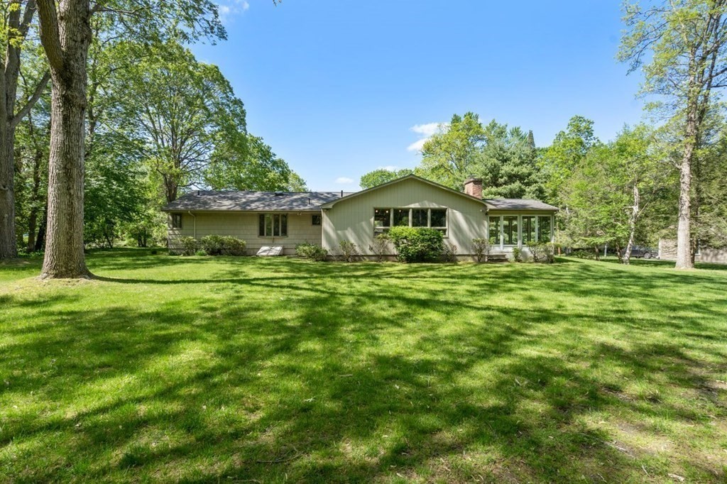 151 Fieldstone Road Westwood, MA 02090 - Photo 14 of 16 Gallery Image 14