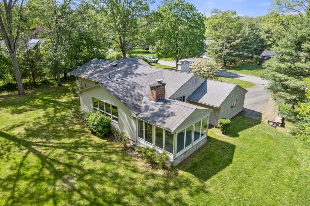 151 Fieldstone Road Westwood, MA 02090 - Photo 2 of 16 Gallery Image 2