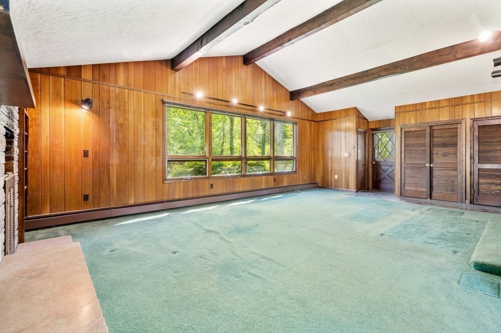 151 Fieldstone Road Westwood, MA 02090 - Photo 4 of 16 Gallery Image 4